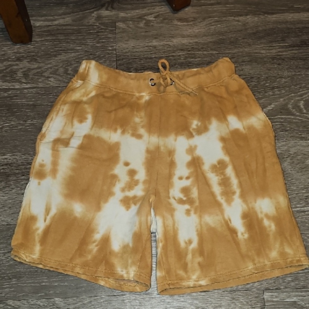 Women’s size small forever 21 tie dye shorts longer length